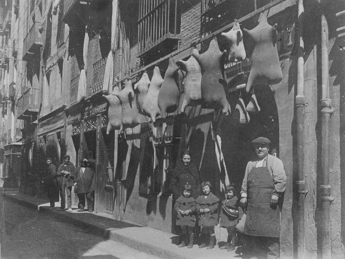 history of the manufacturer of wineskins