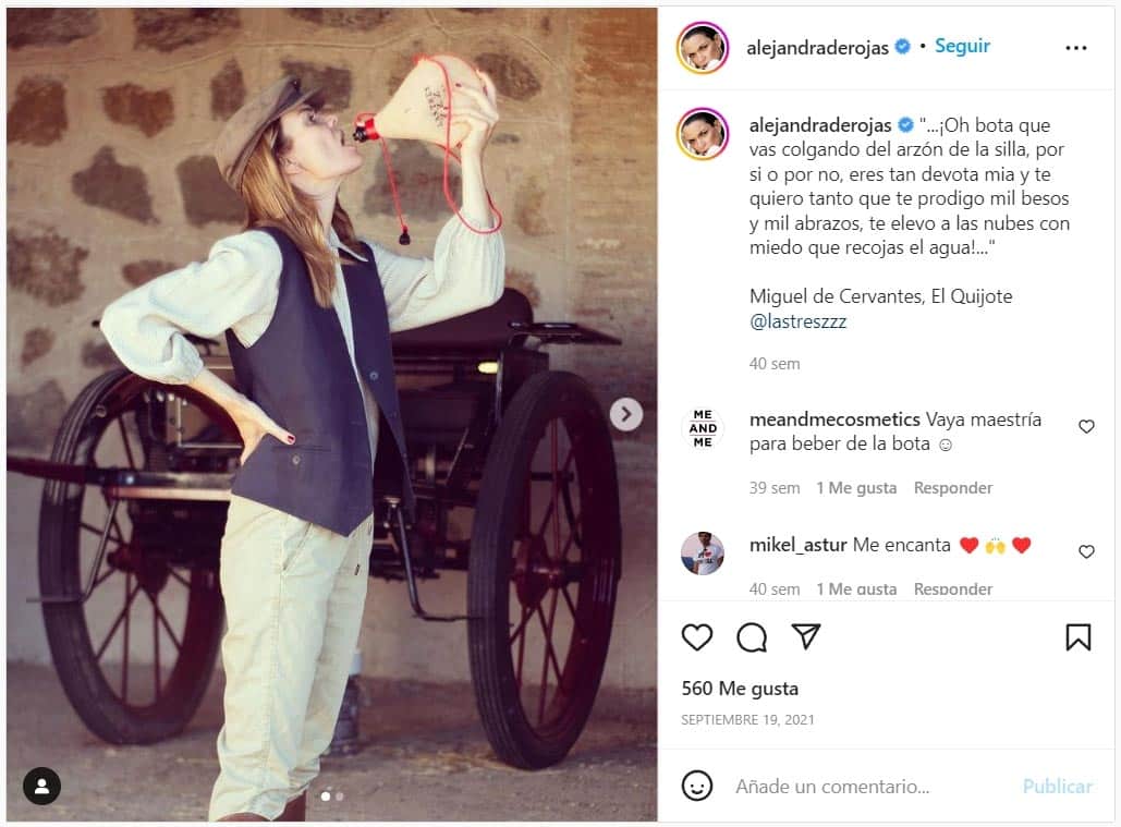 en los medios bebiendo las tres zzz